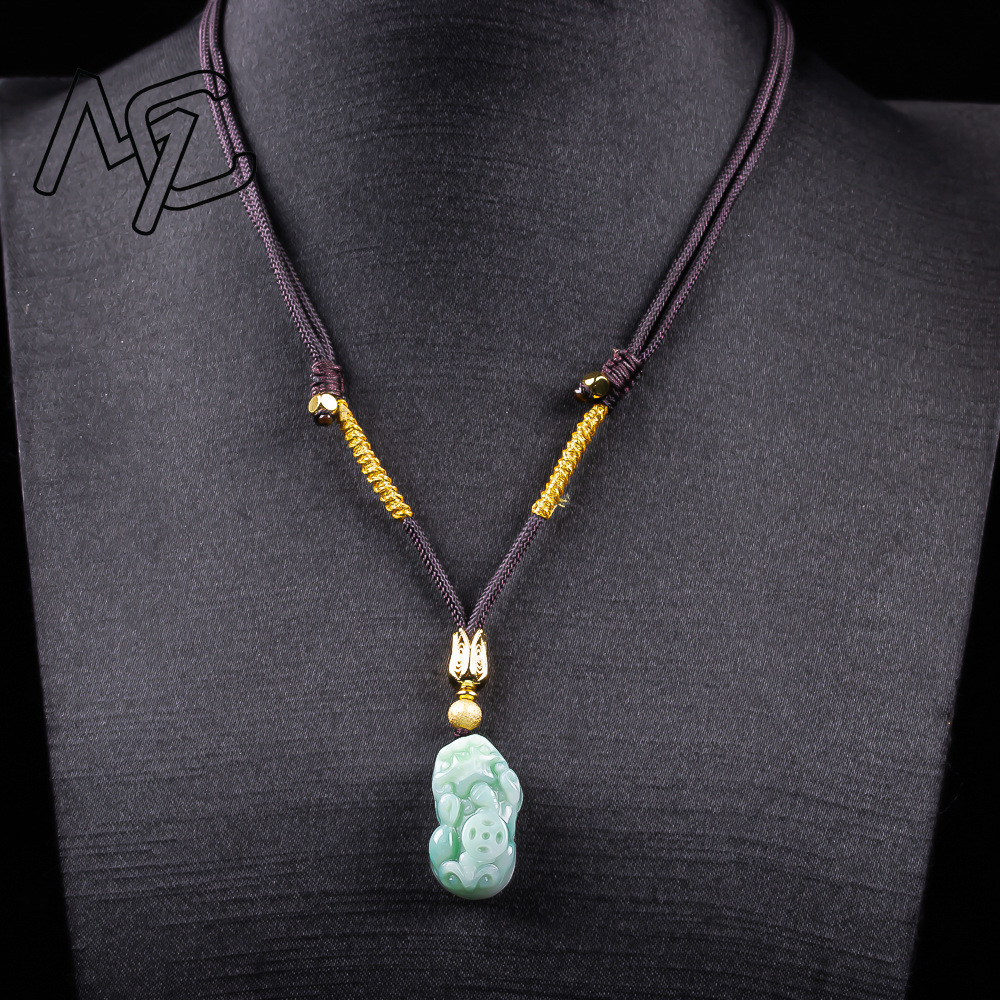 Liontin Uang Pixiu Giok Hijau  - Necklaces ulasan dan harga